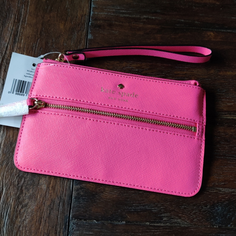 SOLD!! -- Kate Spade Mika's Pond Bee Wristlet